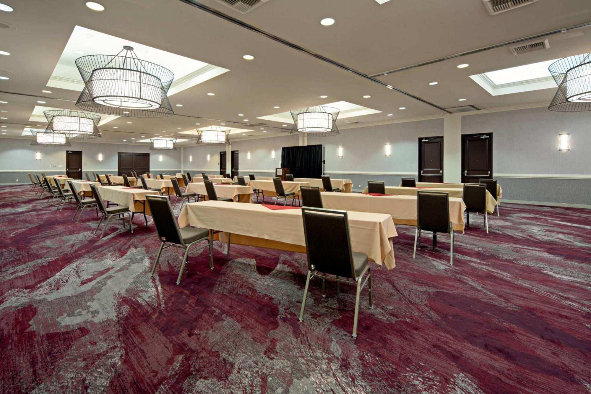 Courtyard By Marriott Oxnard/Ventura Hotel Exterior photo